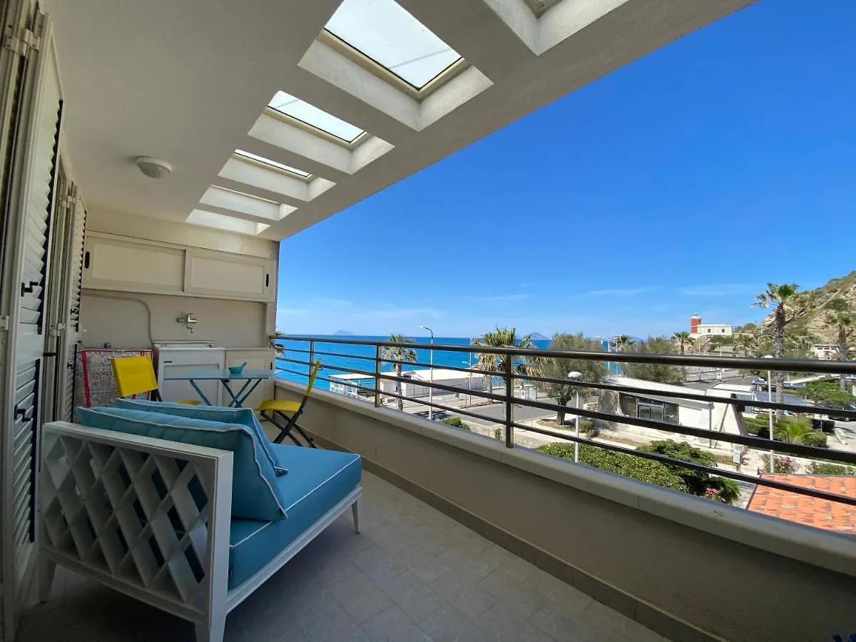 Casa vacanze La Balena2 Capo dʼOrlando