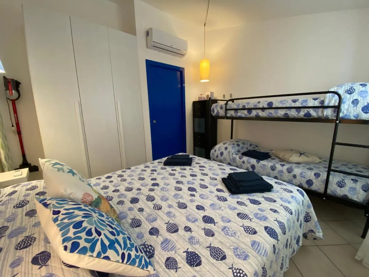 Apartment Casa Vacanze La Balena2 Capo d'Orlando Italy