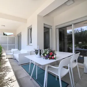 Appartamento Capo Zen - Apartments&spa, Capo dʼOrlando